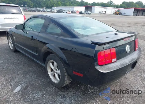 2009 Ford Mustang V6/V6 Premium из США, поврежденный, VIN 1ZVHT80N295145154